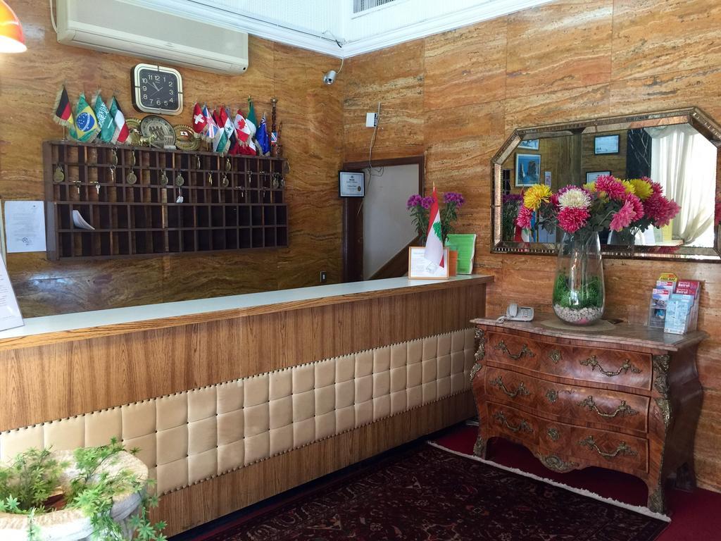 Embassy Hotel Бейрут Экстерьер фото
